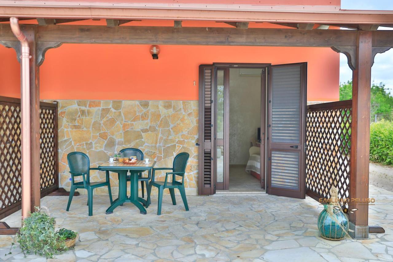 B&B La Casa Di Attilio Porto Cesareo Exterior photo
